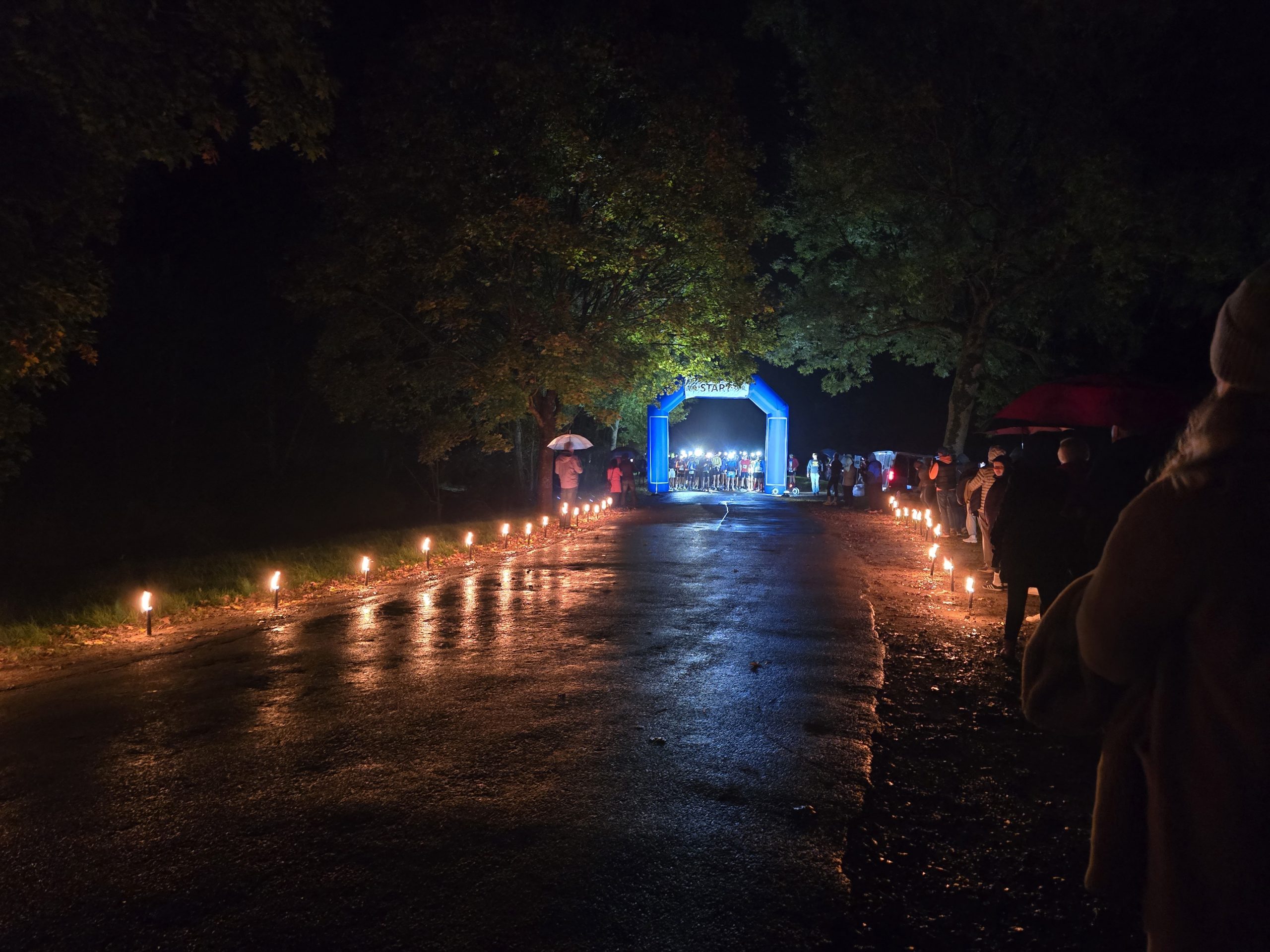 Start der Taubertall 100 in den Burgwiese Rothenburg ob der Tauber